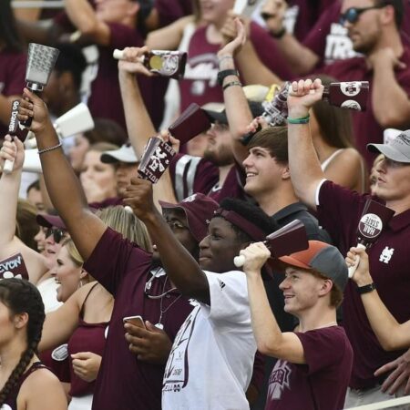 2022 ReliaQuest Bowl Preview: Mississippi State Bulldogs vs. Illinois Fighting Illini